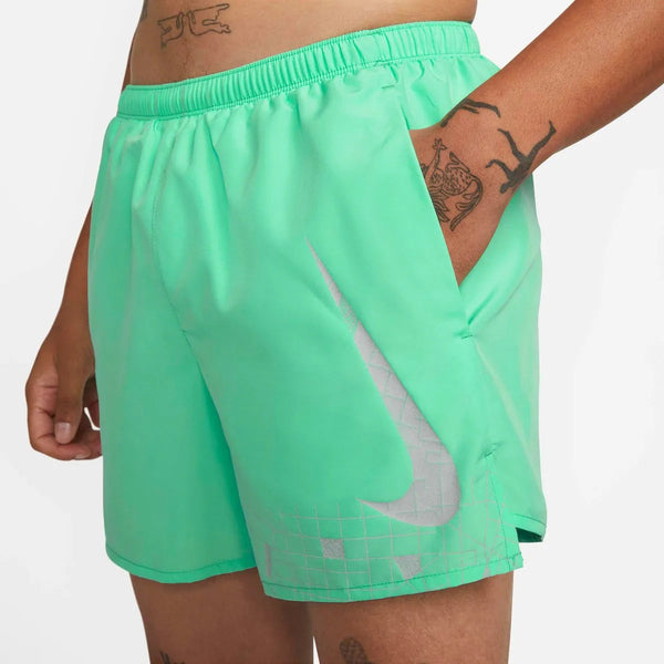 Nike Challenger 5 Inch Shorts - Mint Green and Front