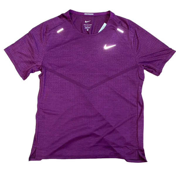 Nike Techknit T-Shirt - Beetroot and Front