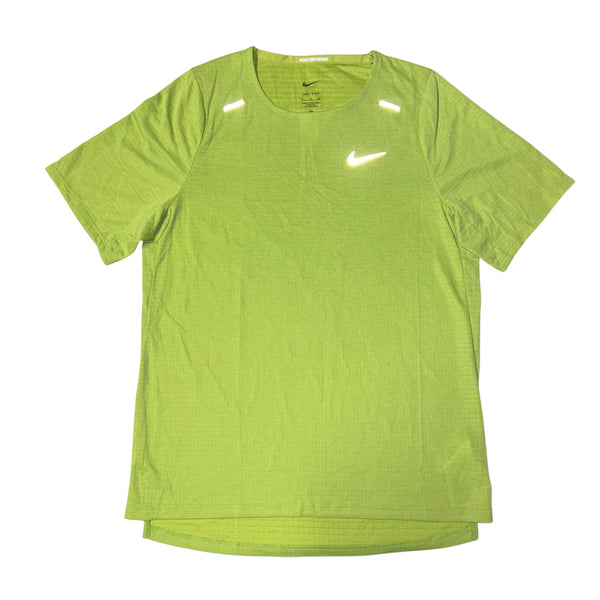 Nike Rise Tee - Green and Front